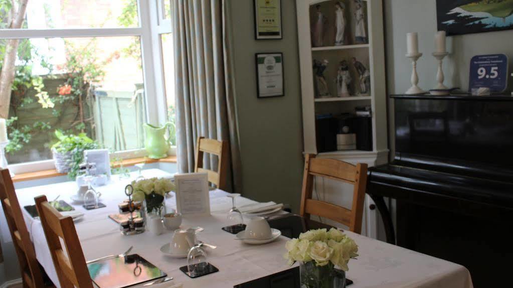 The Townhouse Glastonbury